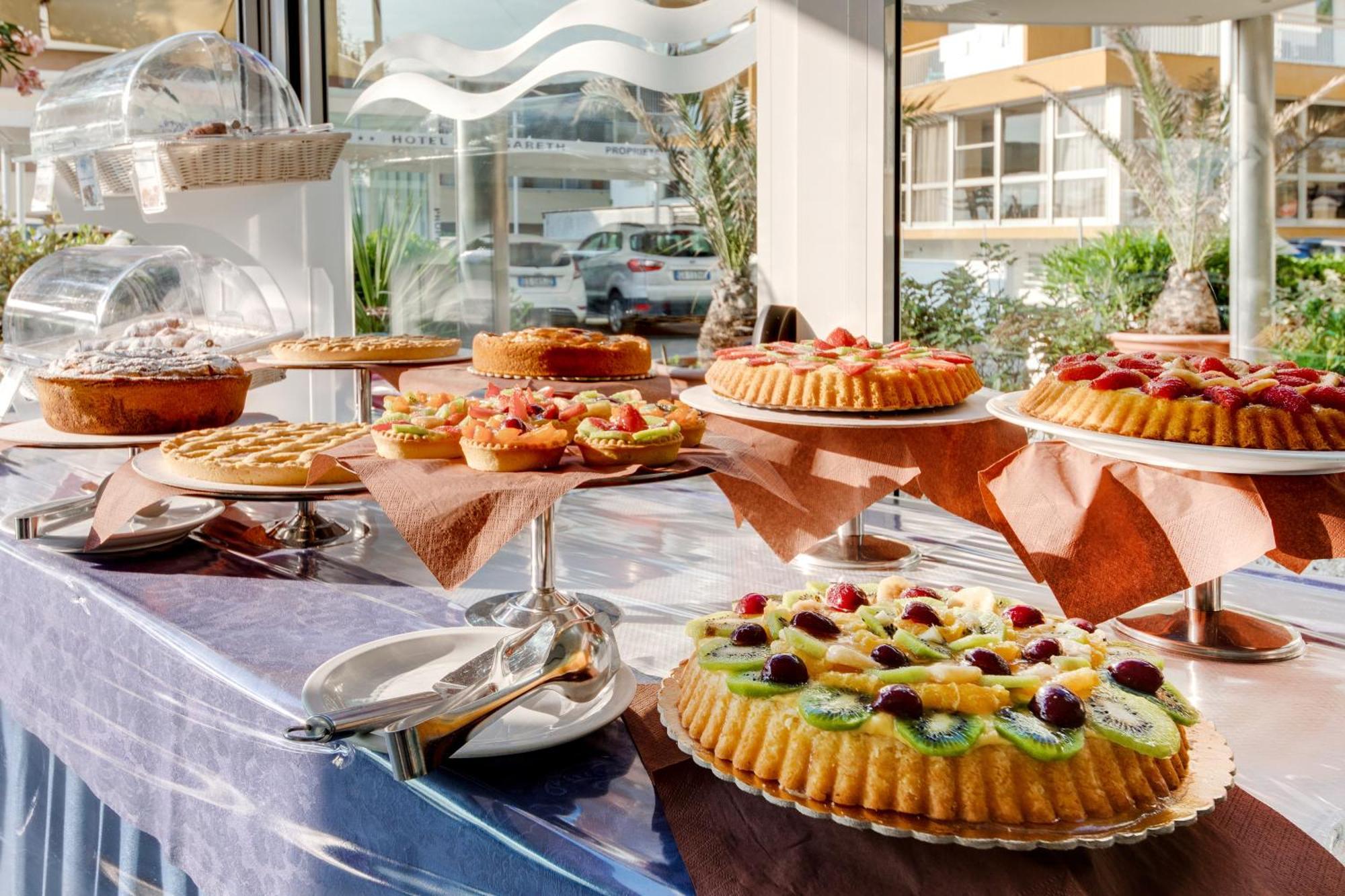 Hotel Margareth Riccione Exterior foto