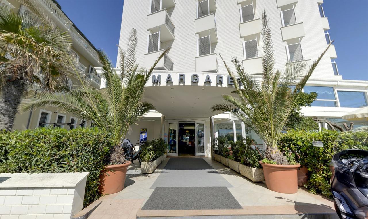 Hotel Margareth Riccione Exterior foto